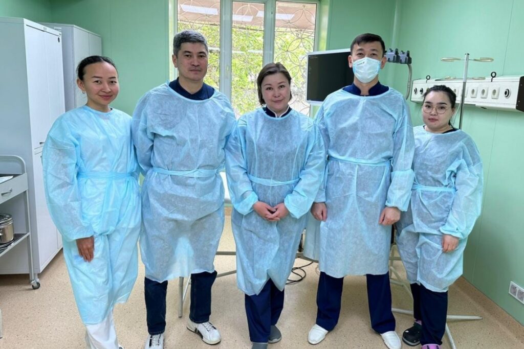 В НИИКВБ в рамках мастер-класса проведены эндоскопические манипуляции: баллонная дилатация и баллонно-ассистированная энтероскопия